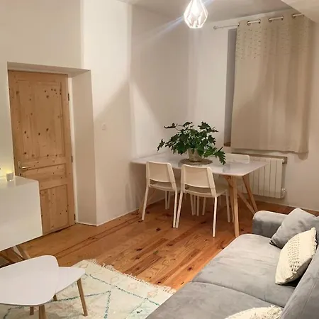 Apartment Le Petit Cocon Nimois Nîmes